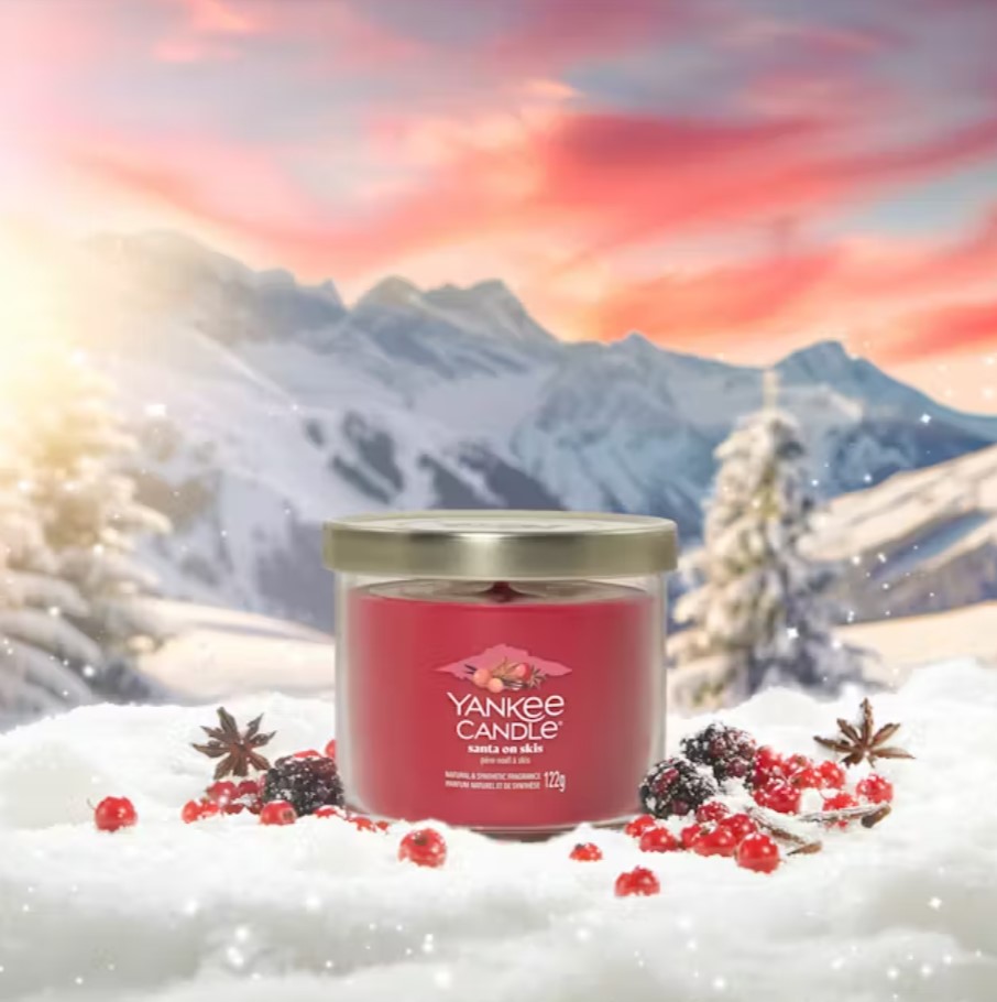 Yankee Candle - Santa On Skis - immagine 3
